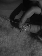 Ladda upp bild till gallerivisning, ARROW HEART