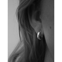 Ladda upp bild till gallerivisning, BOLD