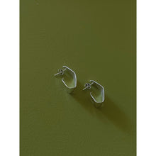 Ladda upp bild till gallerivisning, GRAPHIC